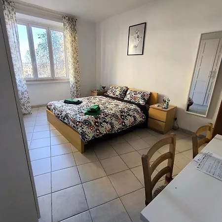 Homestay Basilica Santa Maria Ausiliatrice Rome